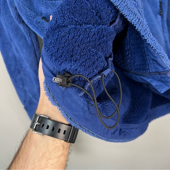 Patagonia Deep Pile Sweater - Picture 8 of 9